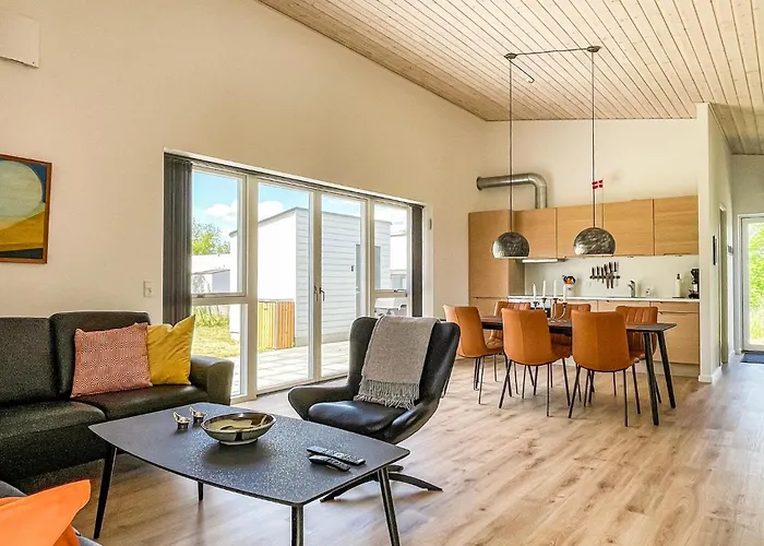 Vakantiehuis Lovely In With Wifi *